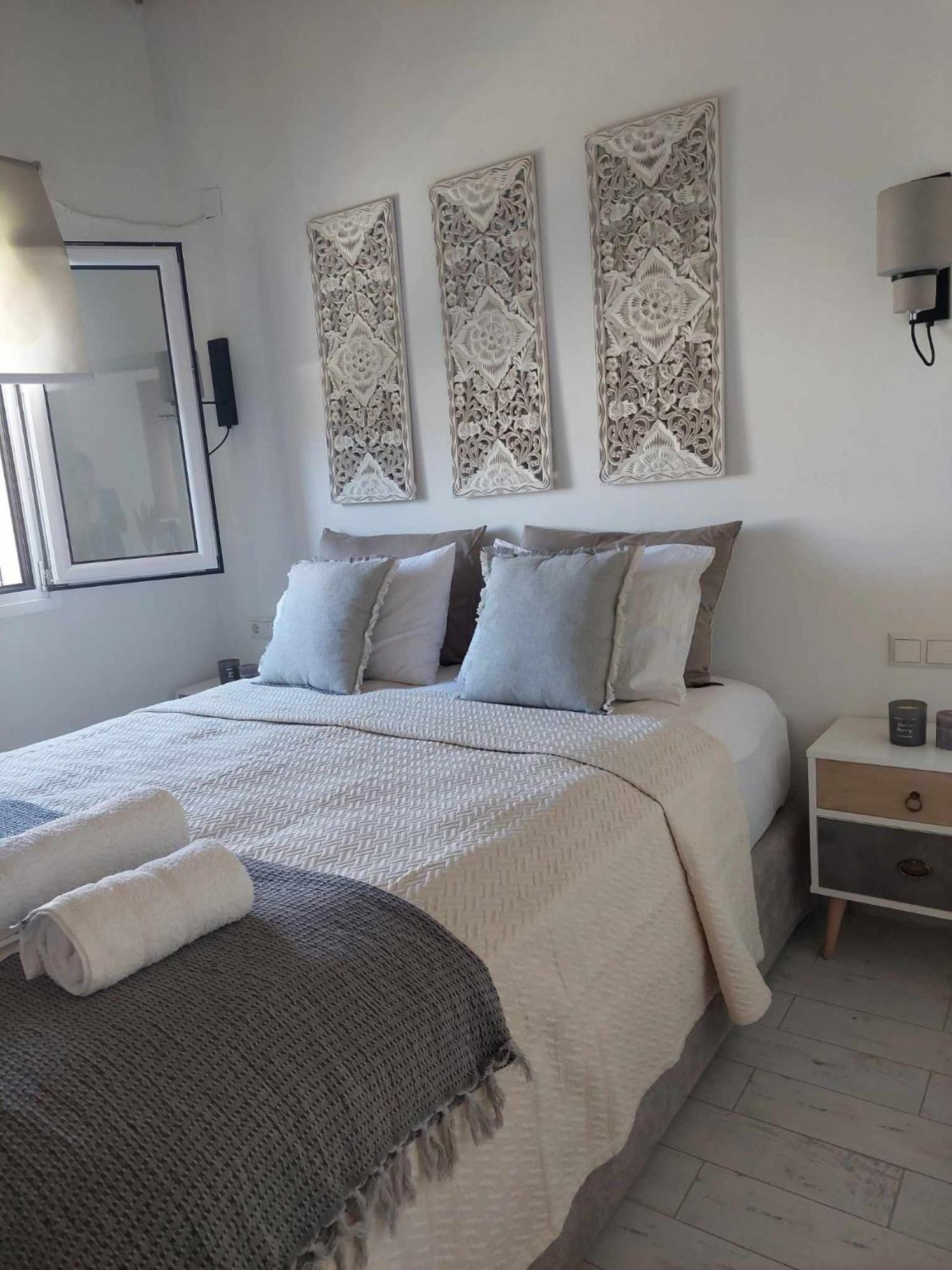 Maya Apartments, Modern And Convenient Apartments With Private Parking 斯基亚索斯镇 外观 照片