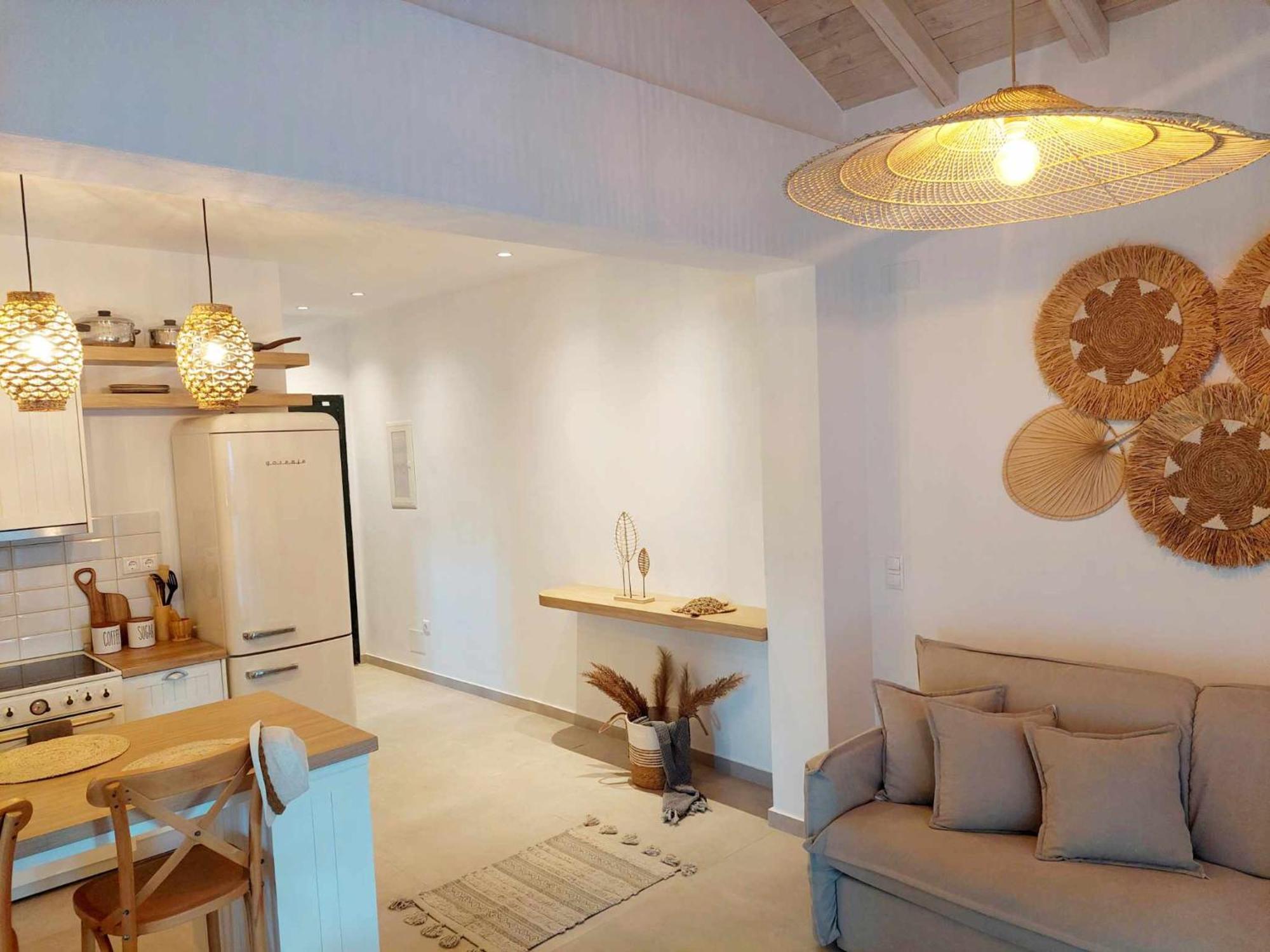 Maya Apartments, Modern And Convenient Apartments With Private Parking 斯基亚索斯镇 外观 照片