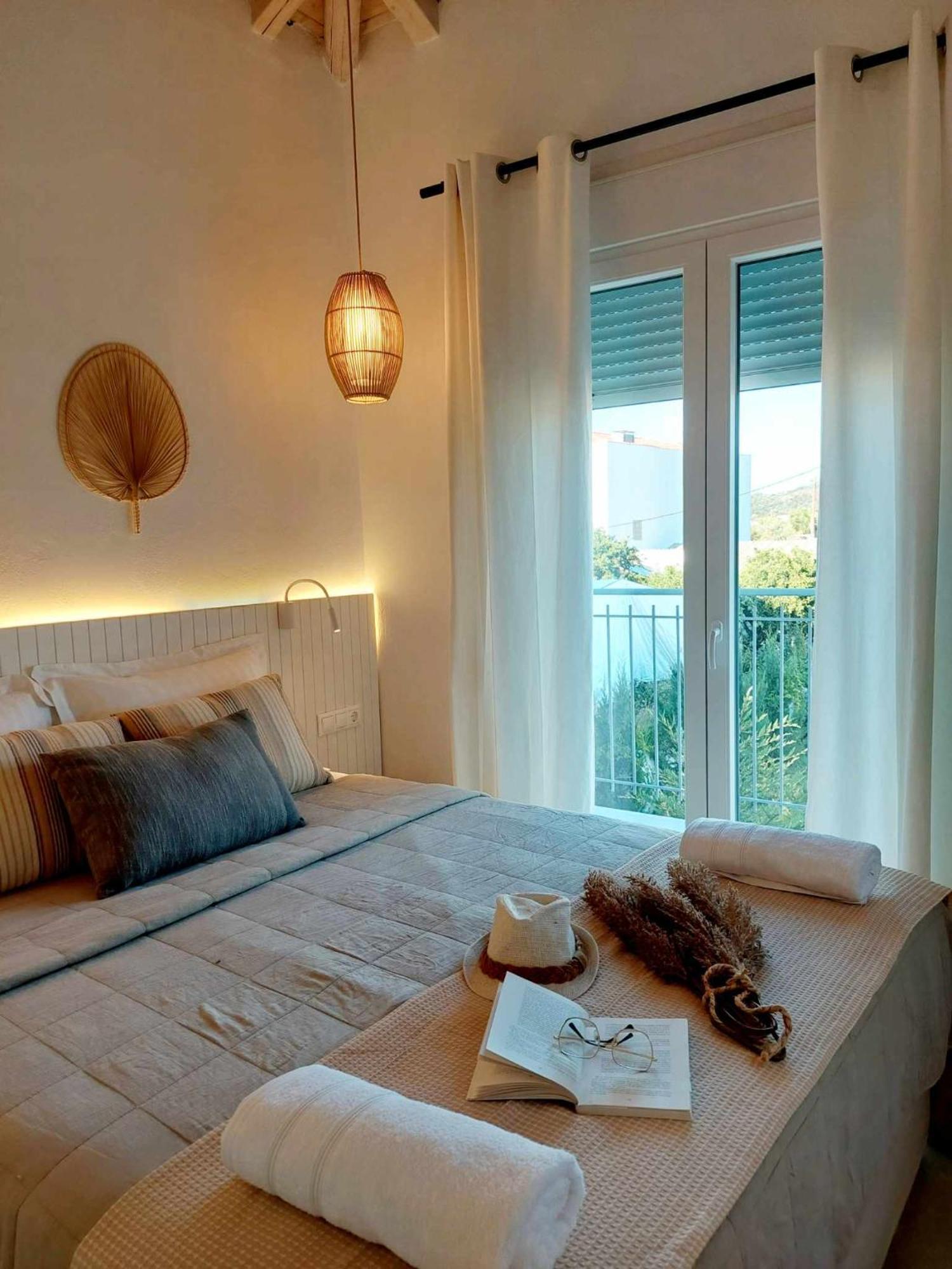 Maya Apartments, Modern And Convenient Apartments With Private Parking 斯基亚索斯镇 外观 照片